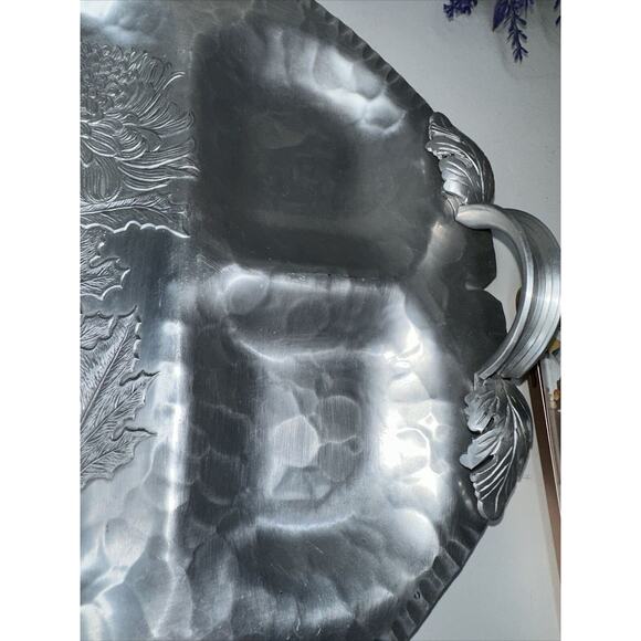 Continental Trademark Serving Tray Hand Wrought Silverlook 537 Hammered Aluminum - Picture 4 of 7
